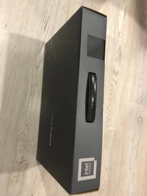 *BRAND NEW SEALED*LATEST ASUS ZENBOOK ULTRABOOK 11thGEN i5, 8GB RAM, 512SSD-WORTH 15k-GRAB IT@R9999